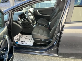 Kia Ceed 1.4CRDI-90к.с.-6ск. - 5900 € / 11539.40 лв. - 16954658 12