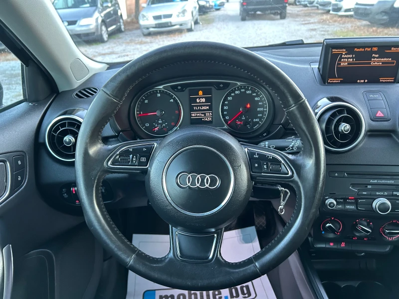 Audi A1 1.6, снимка 12 - Автомобили и джипове - 48130035