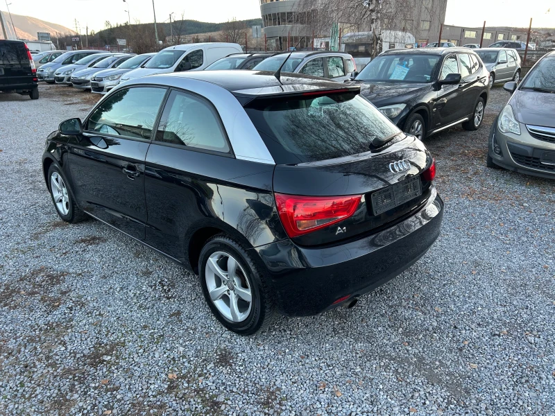 Audi A1 1.6, снимка 6 - Автомобили и джипове - 48130035