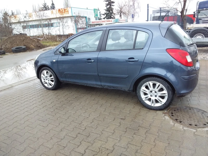 Opel Corsa 1.3, снимка 1 - Автомобили и джипове - 48554600