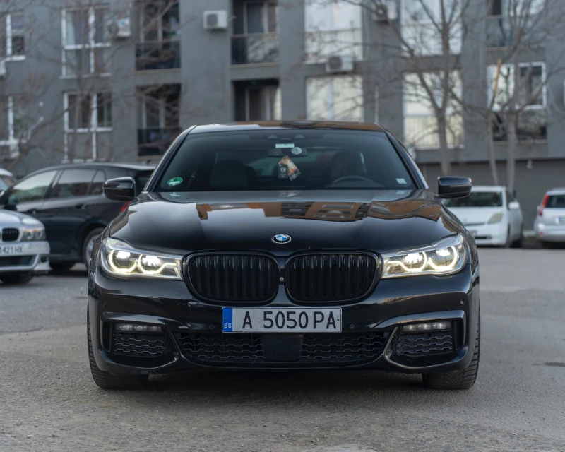 BMW 740 XDrive, M-Pack, Shadow line, снимка 11 - Автомобили и джипове - 48872285