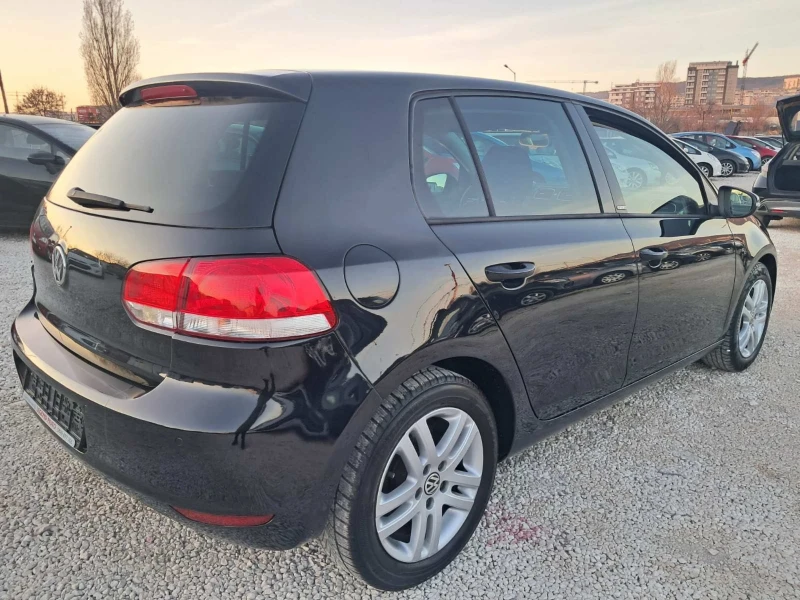 VW Golf 1.6TDi STYLE, снимка 4 - Автомобили и джипове - 49431195