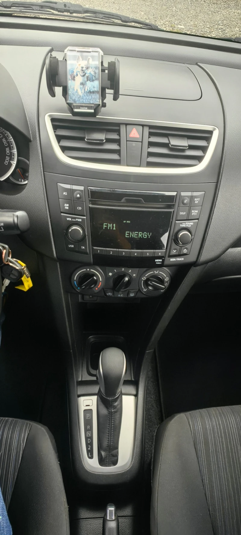 Suzuki Swift 1.2i face automat , снимка 13 - Автомобили и джипове - 50315367