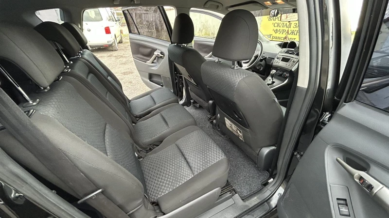 Toyota Verso, снимка 13 - Автомобили и джипове - 52738275