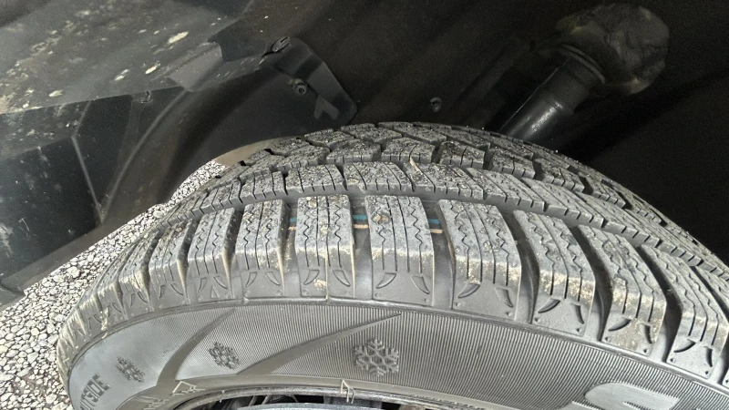 Toyota Verso, снимка 15 - Автомобили и джипове - 52738275