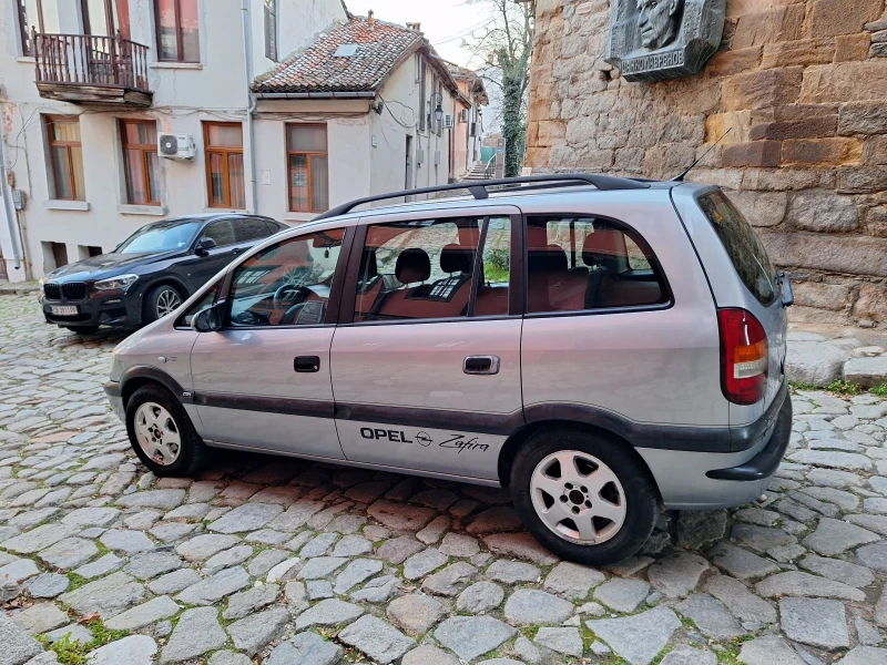 Opel Zafira 1.8 бензин със газов инжекцион , снимка 6 - Автомобили и джипове - 53076880