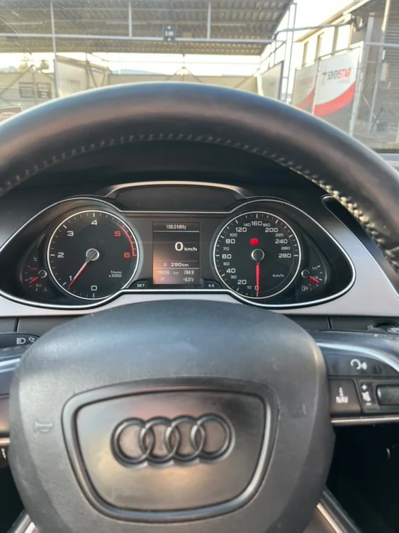 Audi A4, снимка 13 - Автомобили и джипове - 49117918