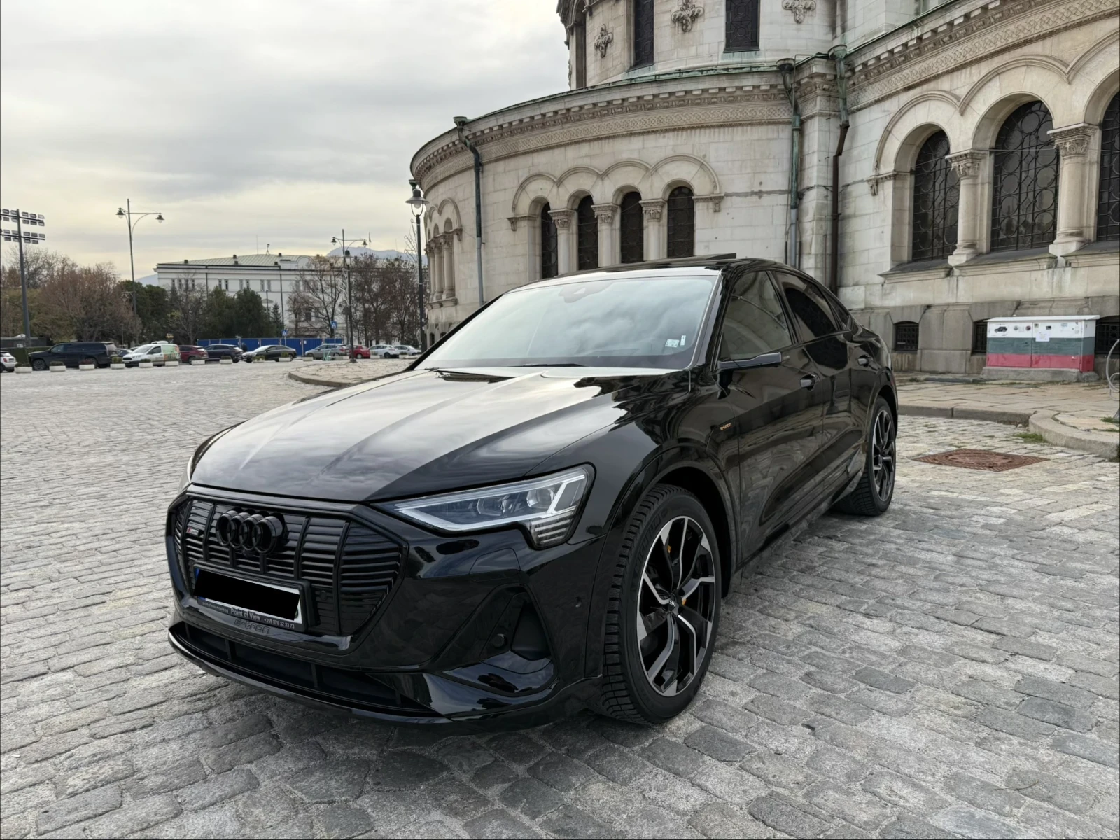 Audi E-Tron 55* S-Line* Quattro* Sportback* Head-Up* ЛИЗИНГ, снимка 1