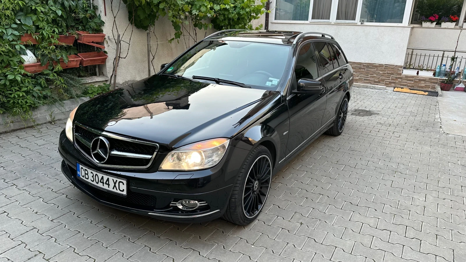 Mercedes-Benz C 350 C350 CDI 4x4 - изображение 2