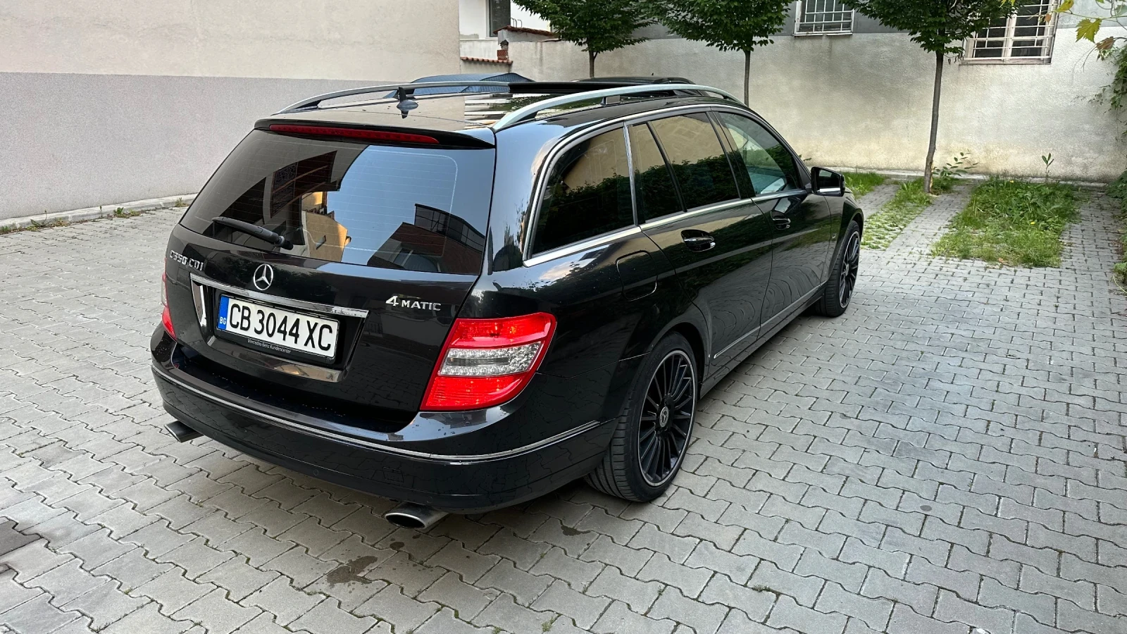 Mercedes-Benz C 350 C350 CDI 4x4 - изображение 3