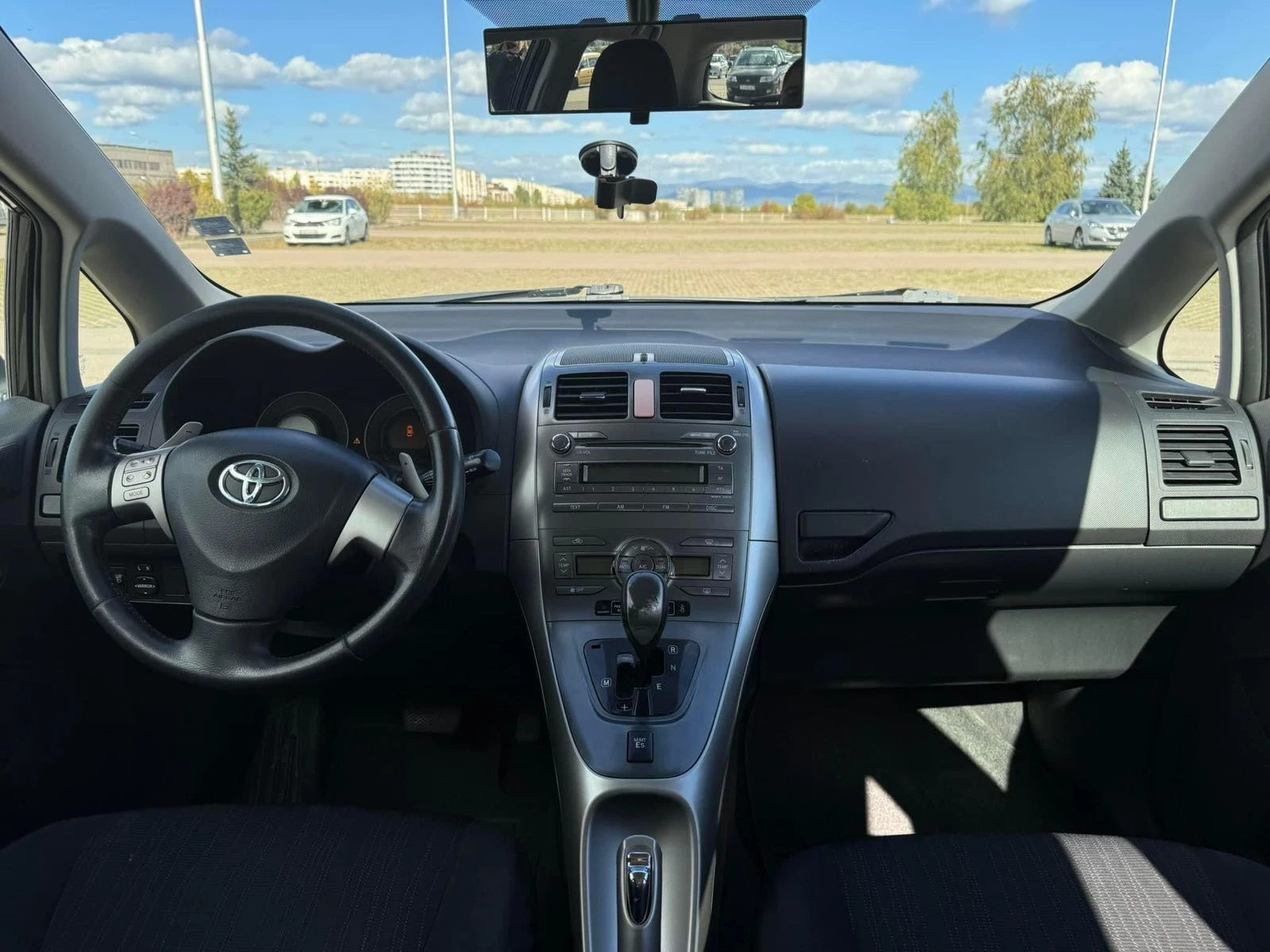 Toyota Auris  - изображение 6