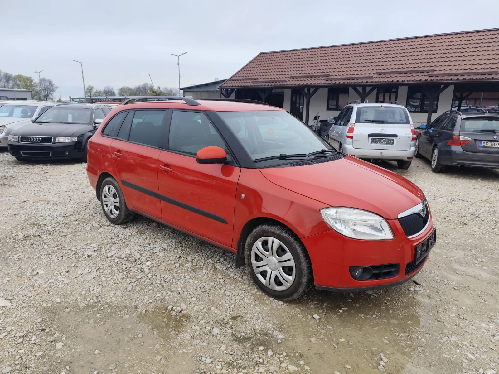Skoda Fabia 1.4 бензин - изображение 3