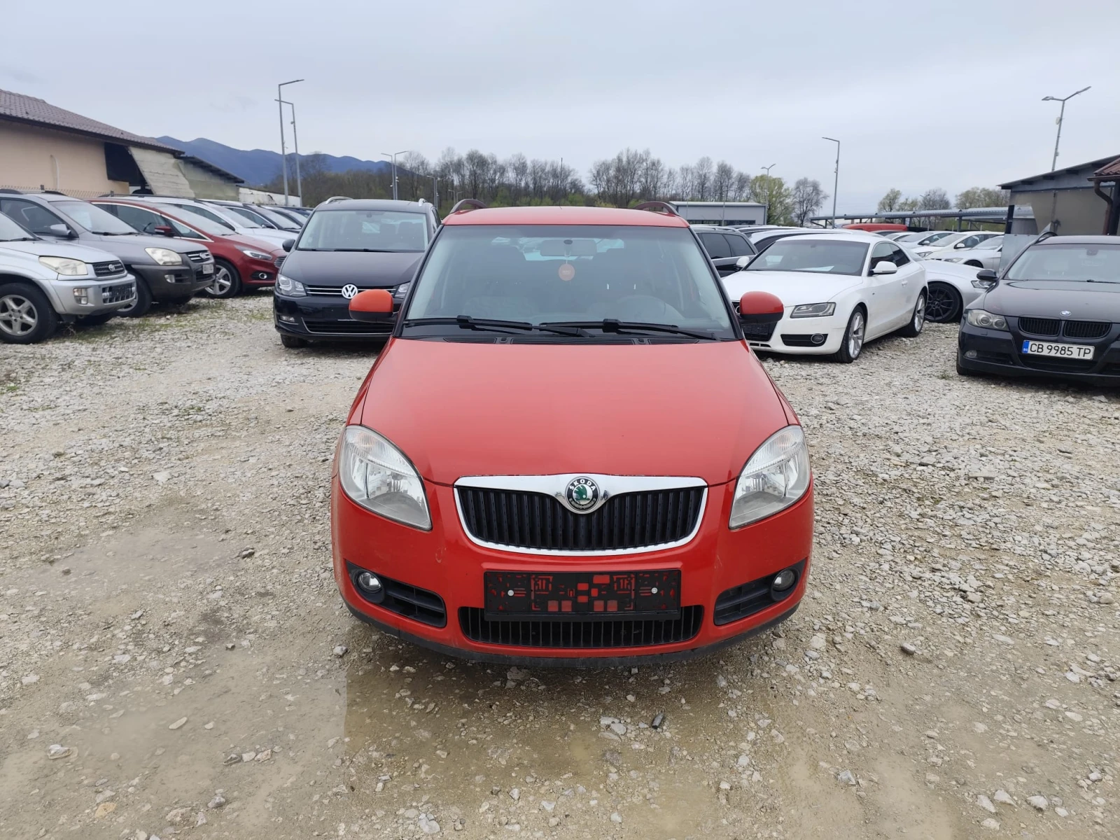 Skoda Fabia 1.4 бензин - изображение 2