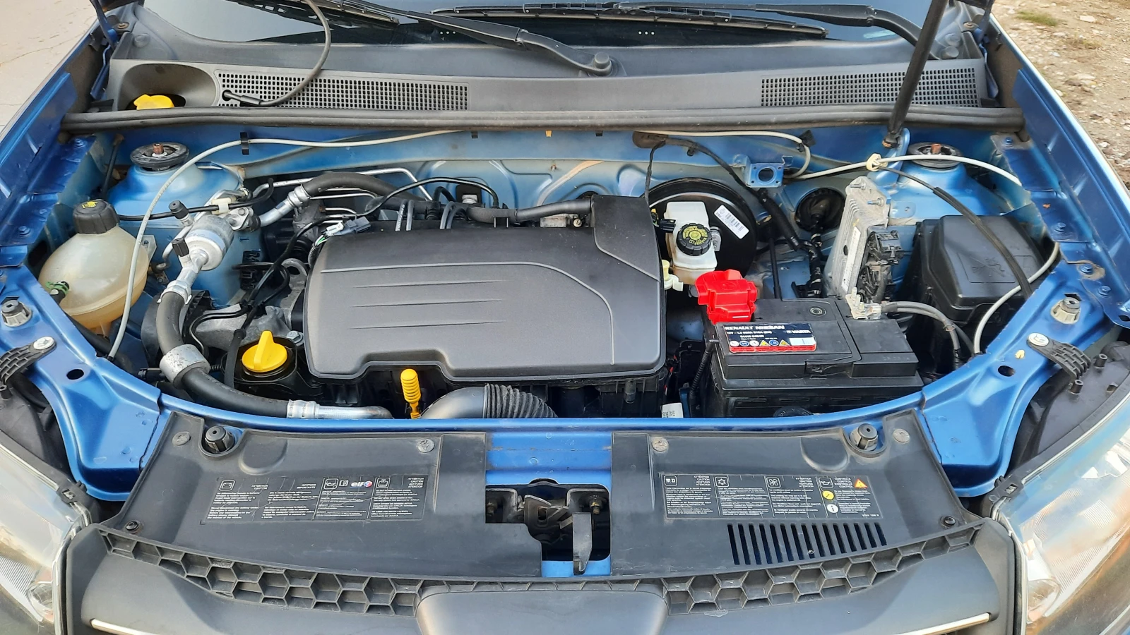 Dacia Sandero  - изображение 8