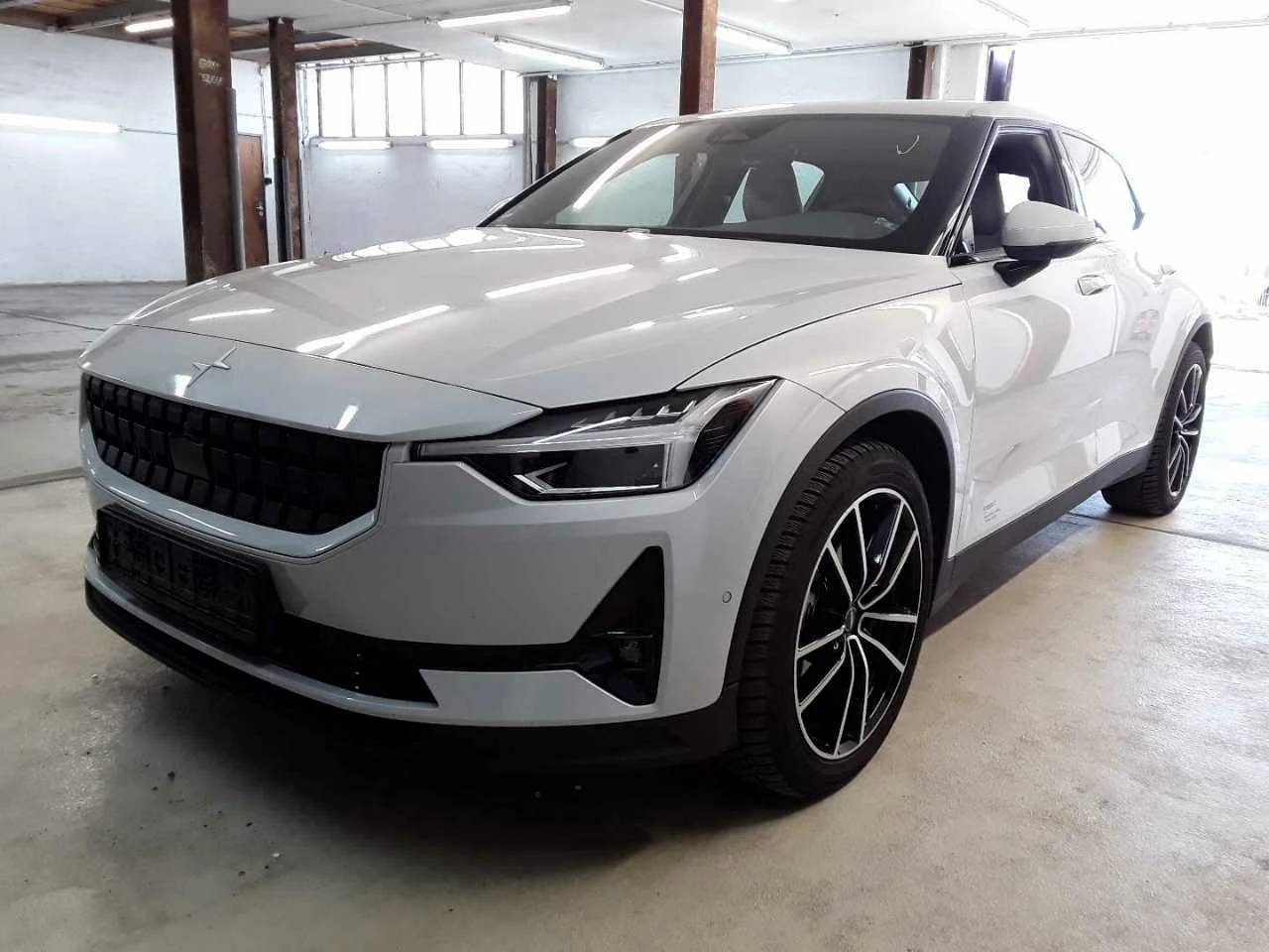 Polestar 2 Long range 2023 в ГАРАНЦИЯ - изображение 2