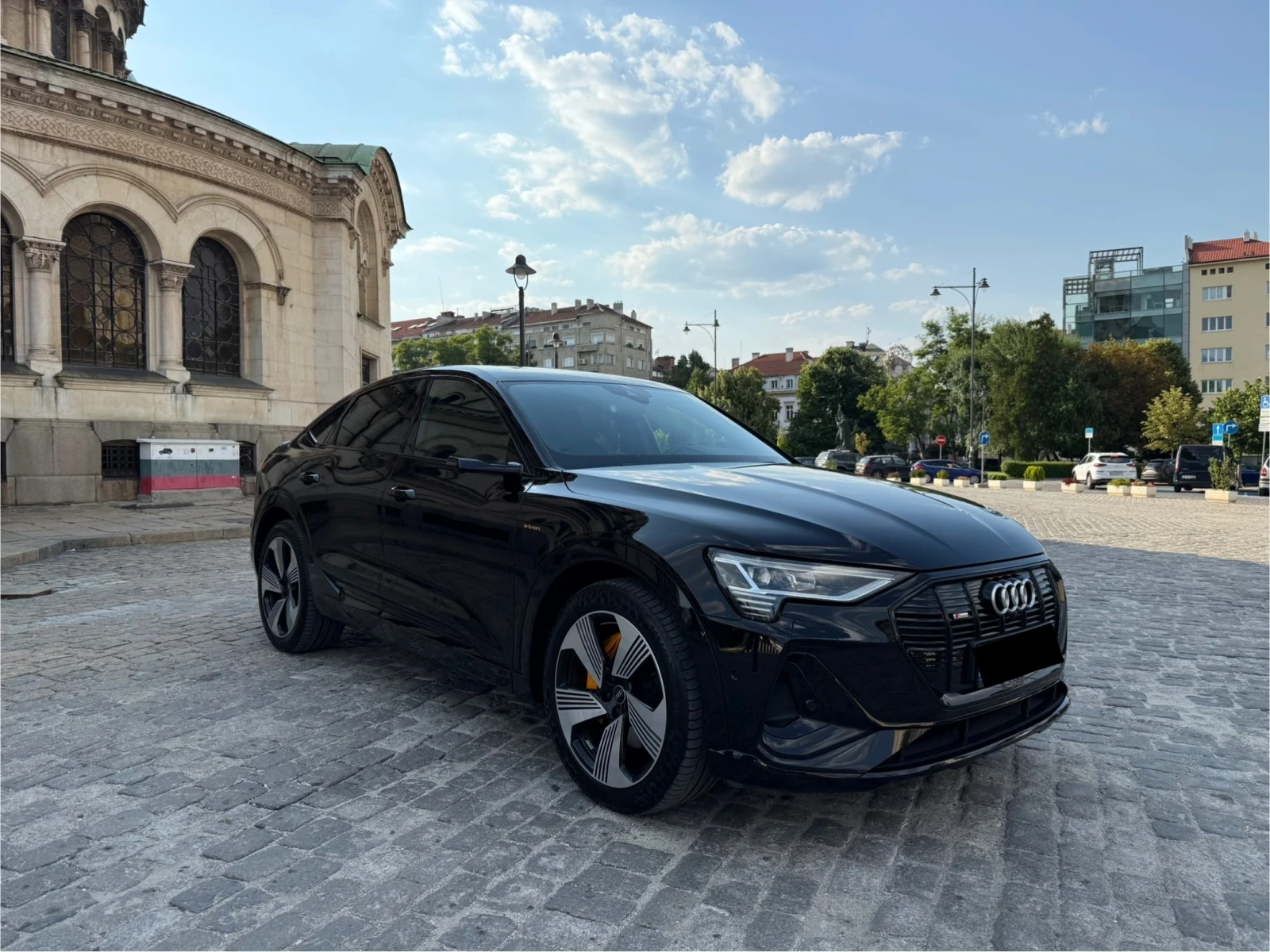 Audi E-Tron 55* S-Line* Quattro* Sportback* Head-Up* Pano - изображение 4