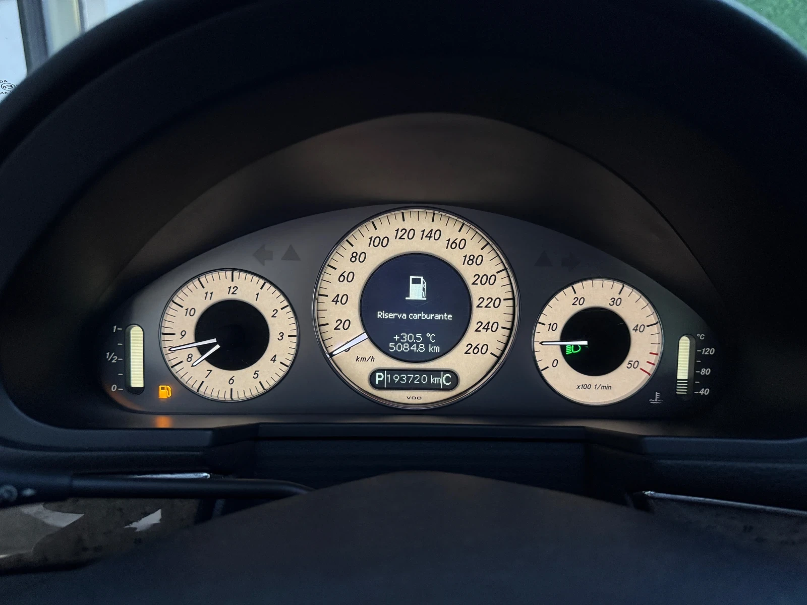 Mercedes-Benz E 320 4Matik , Automatik, Leder, Реални километри !!!  - изображение 10