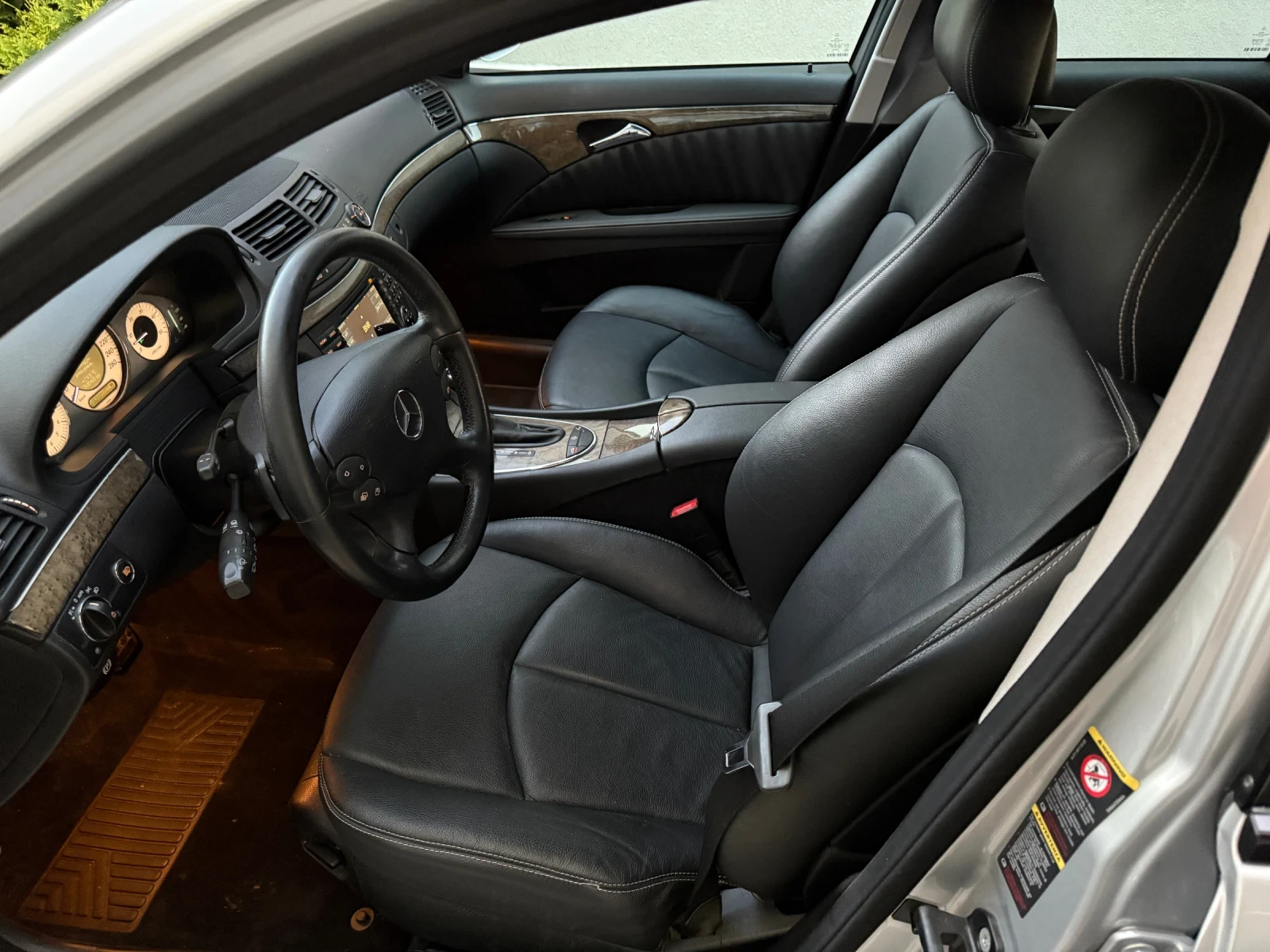 Mercedes-Benz E 320 4Matik , Automatik, Leder, Реални километри !!!  - изображение 6