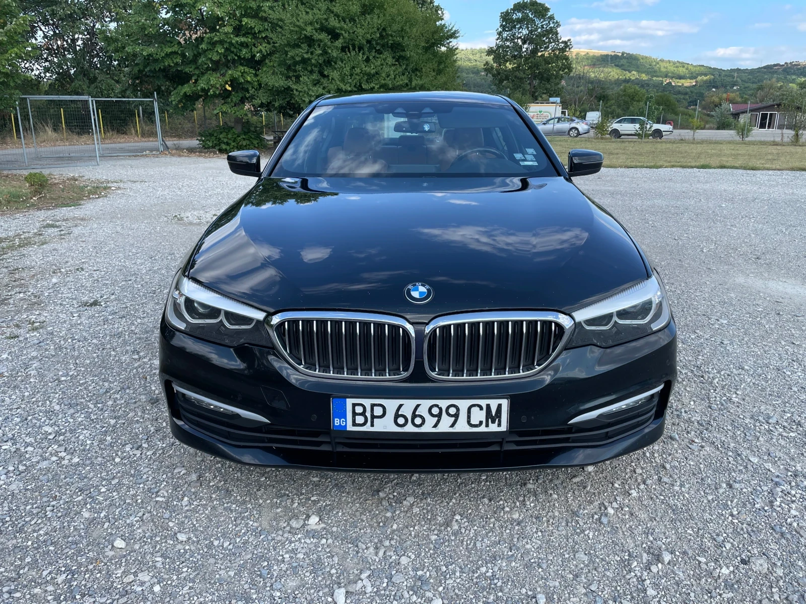 BMW 520 2.0D-CarPlay-подгрев - изображение 2