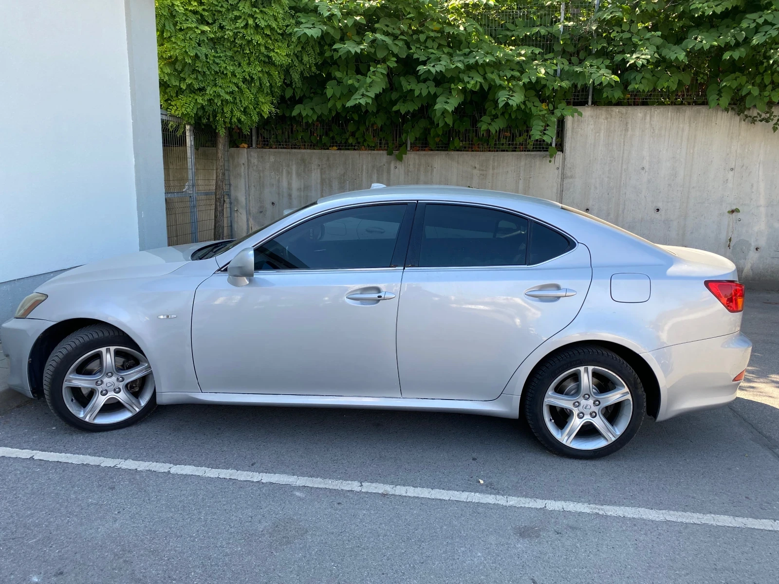Lexus IS 220d | Mobile.bg   1