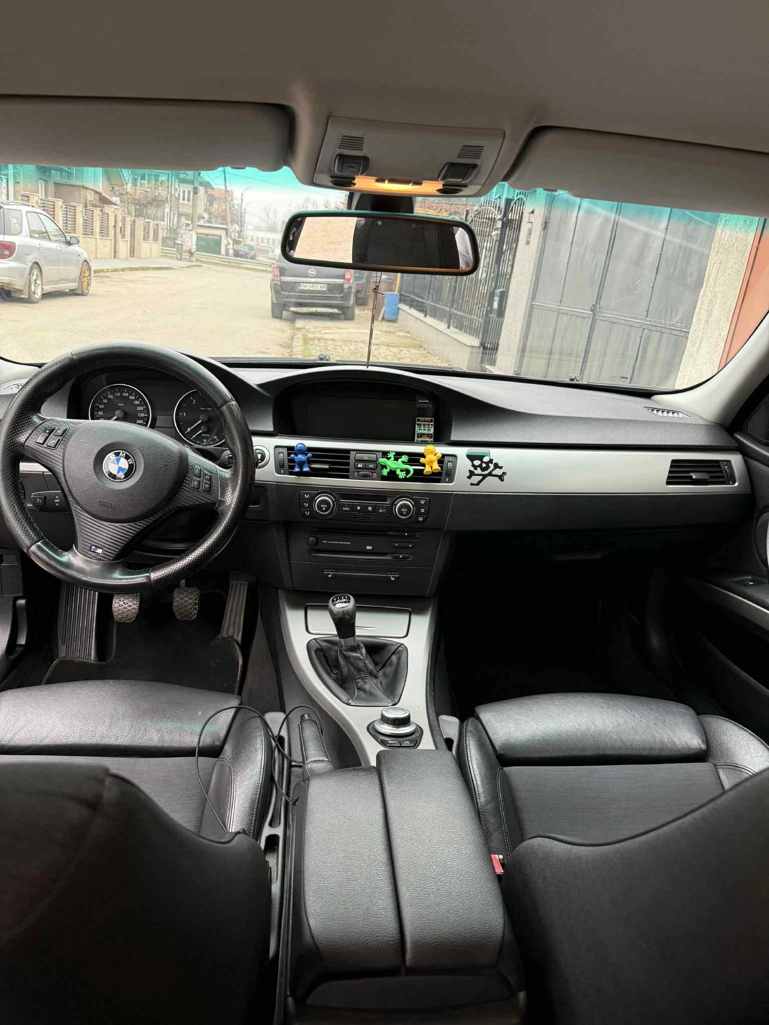 BMW 325  - изображение 9