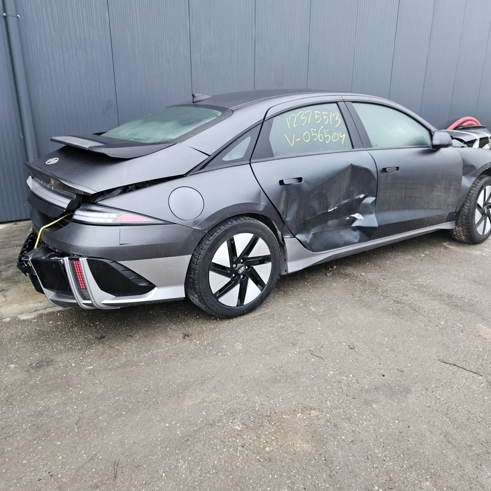 Hyundai Ioniq 6  - изображение 6