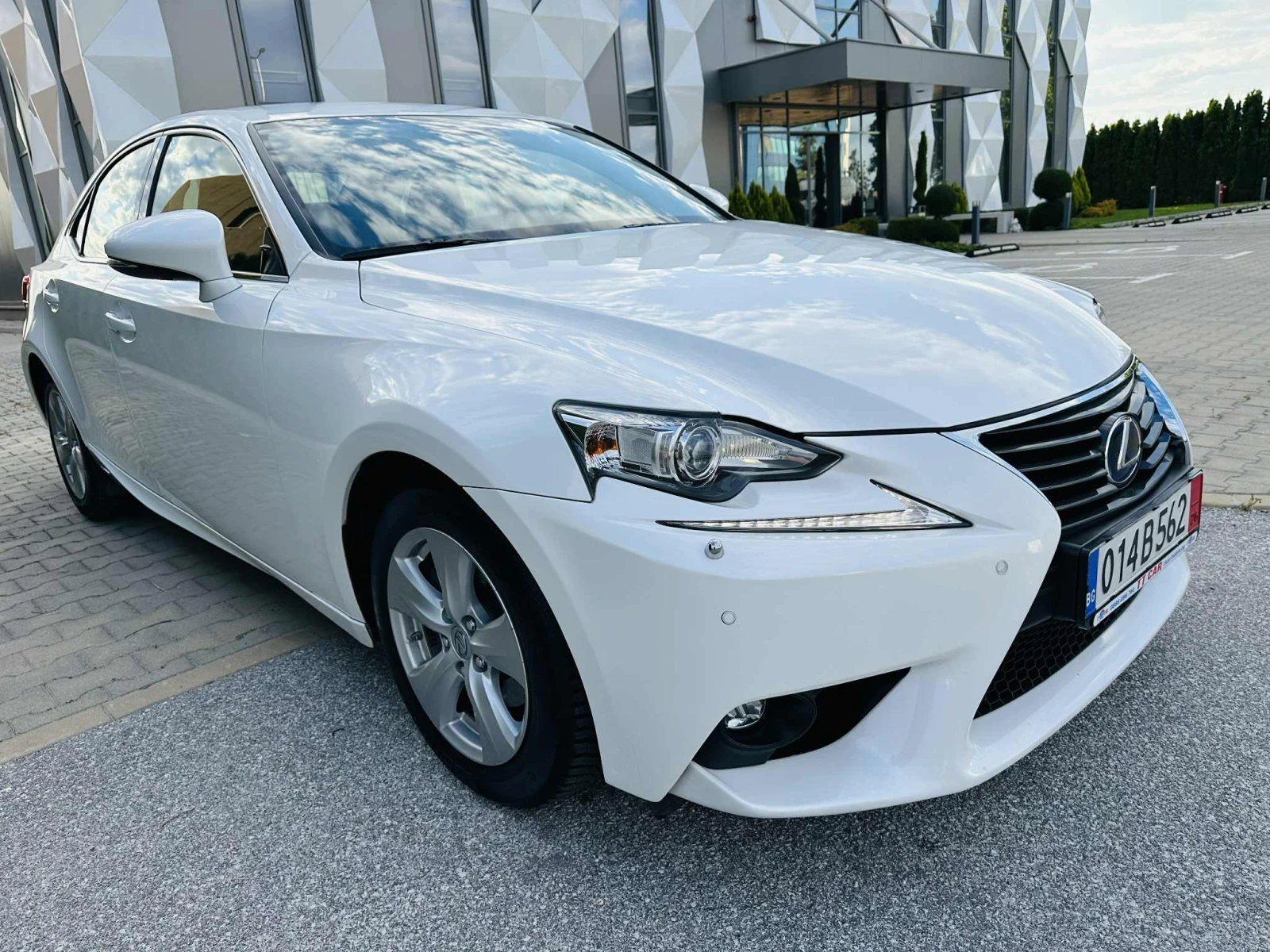 Lexus IS 300 ��� ���� ������! | Mobile.bg � ����������� 3