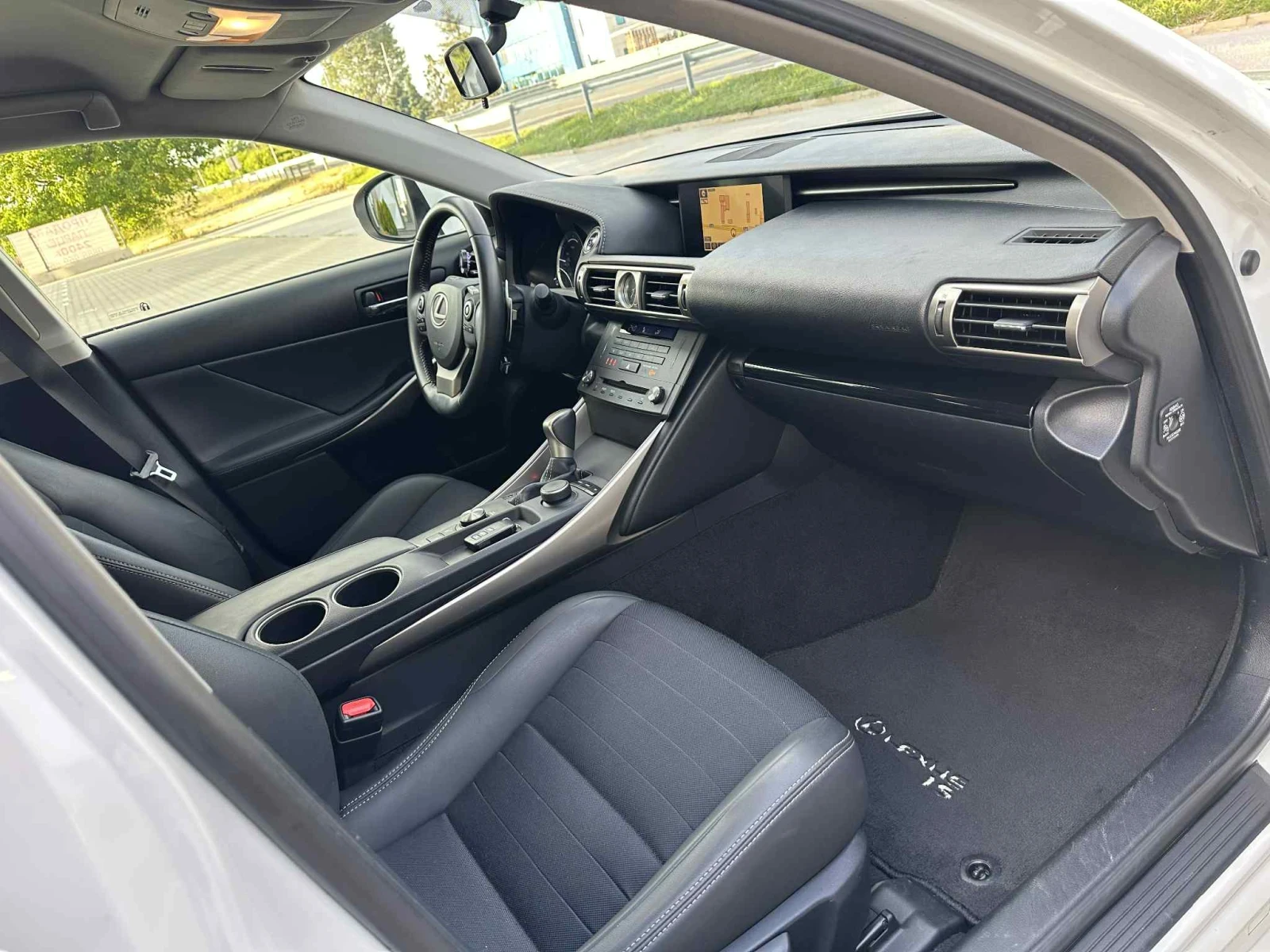 Lexus IS 300 ��� ���� ������! | Mobile.bg � ����������� 11