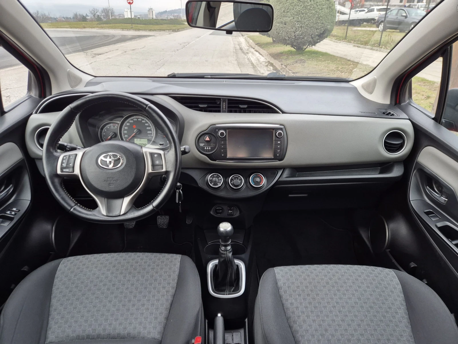 Toyota Yaris 1.4D4D NAVI CAMERA  - изображение 7