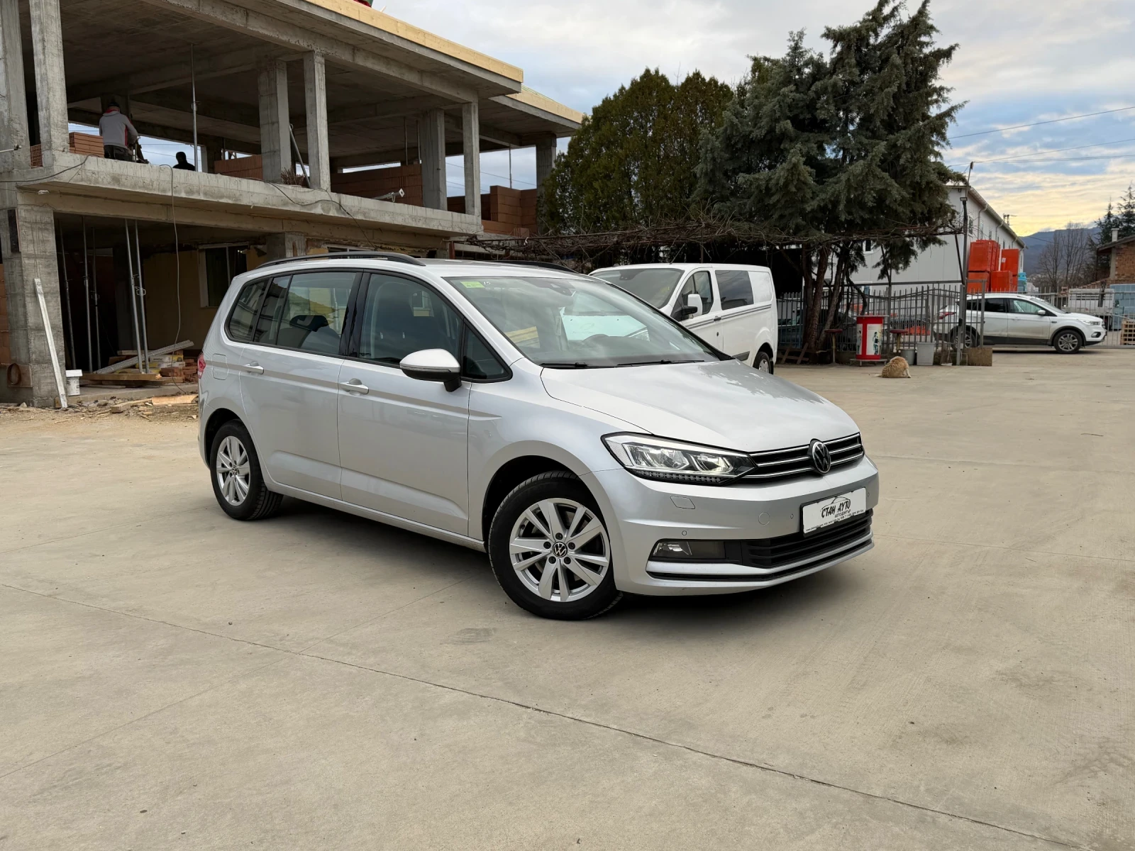 VW Touran 2.0 TDI Highline | Mobile.bg � ����������� 1