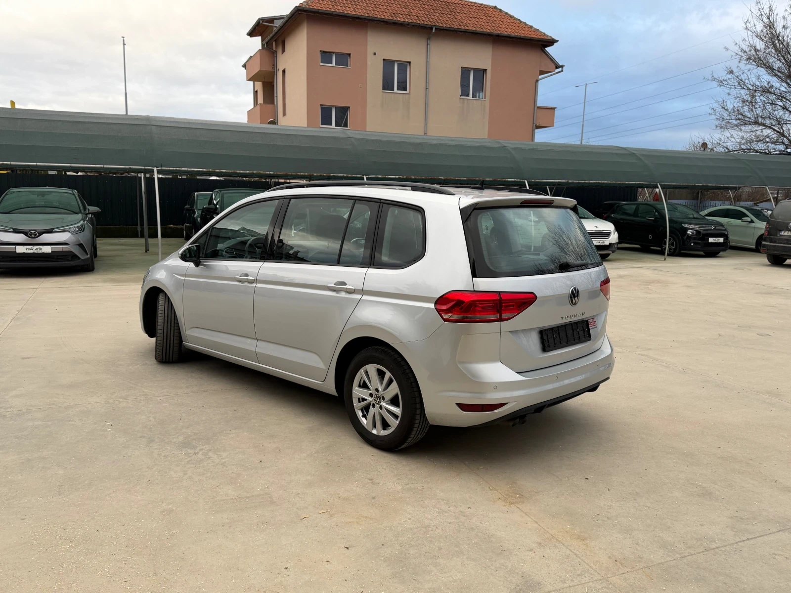 VW Touran 2.0 TDI Highline | Mobile.bg � ����������� 3