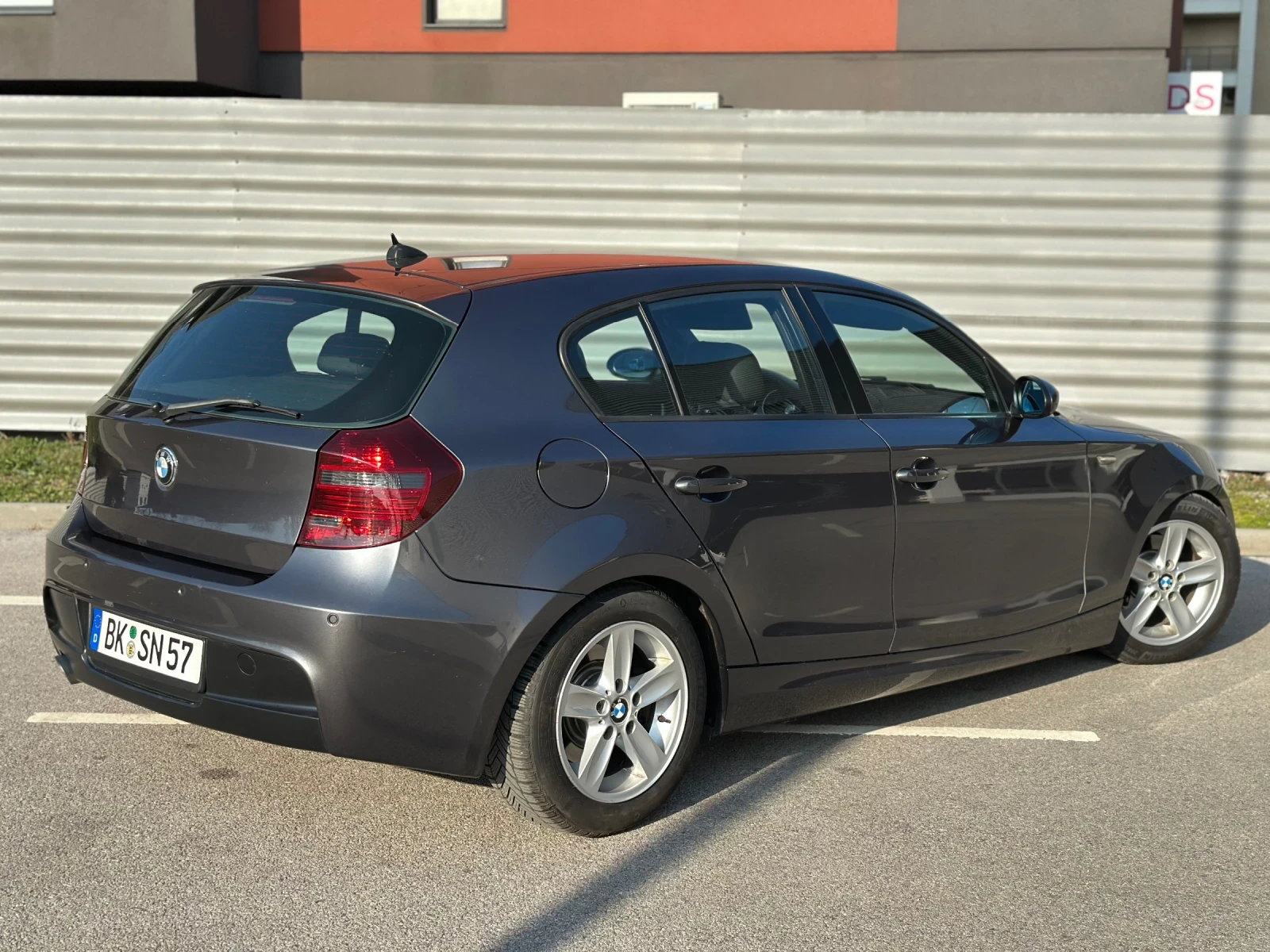 BMW 120  D ///M-Paket Keyless&Go BILSTEIN B14/// HI-fi, снимка 5 - Автомобили и джипове - 53748516