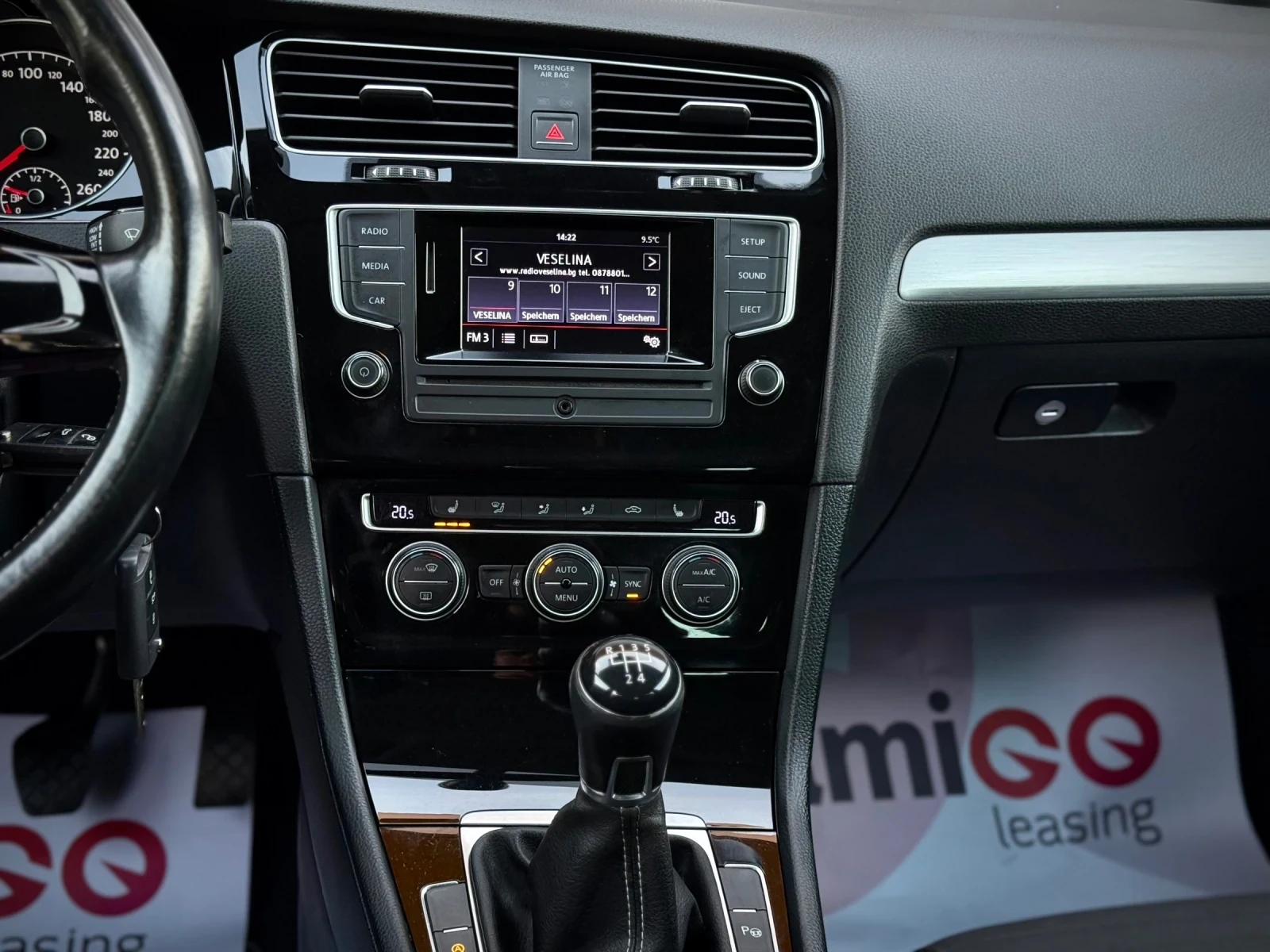 VW Golf 1.6 TDI * CUP * Climatronic* , снимка 8 - Автомобили и джипове - 54177873