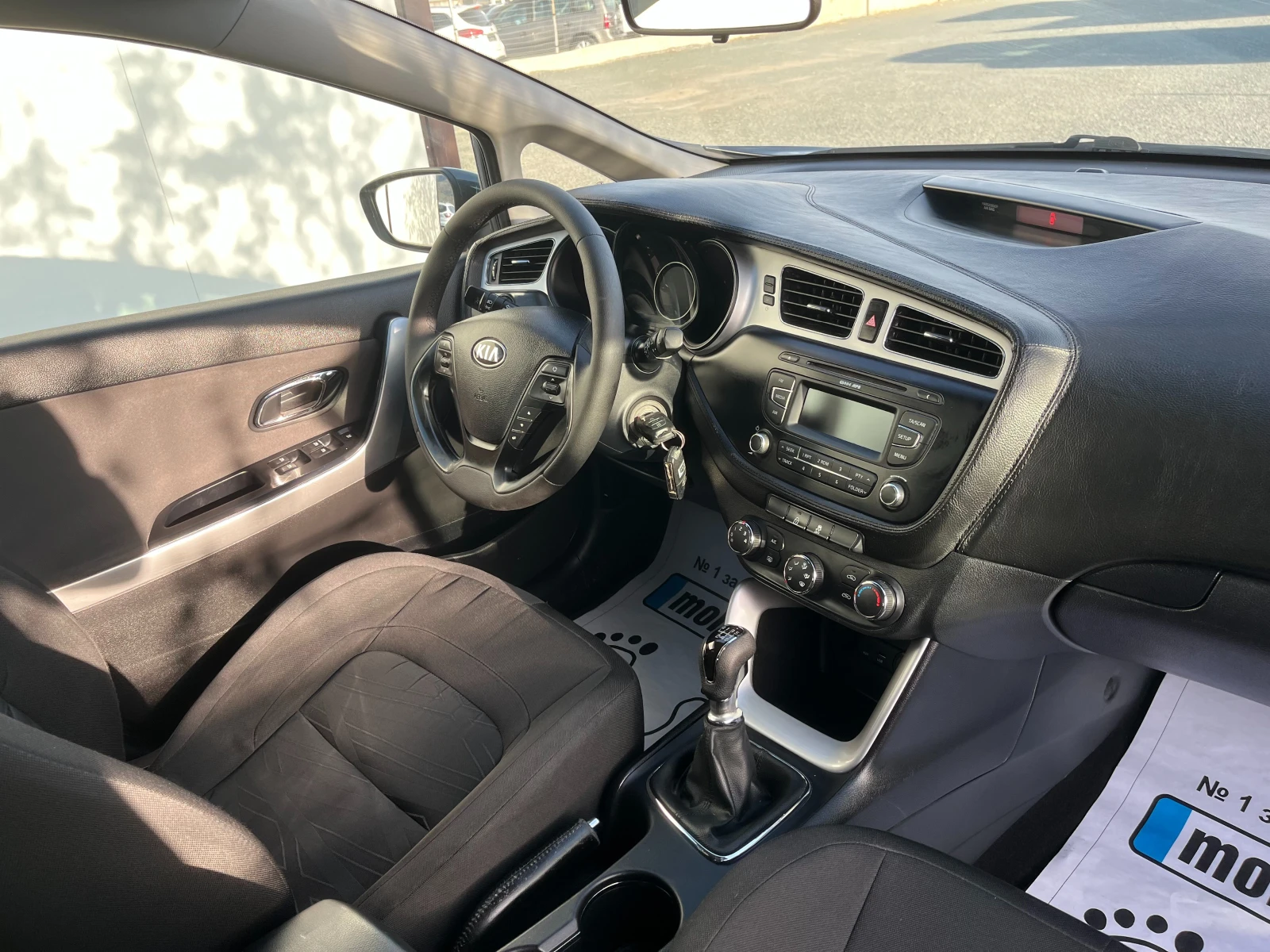 Kia Ceed 1.4CRDI-90к.с.-6ск., снимка 8 - Автомобили и джипове - 54255833