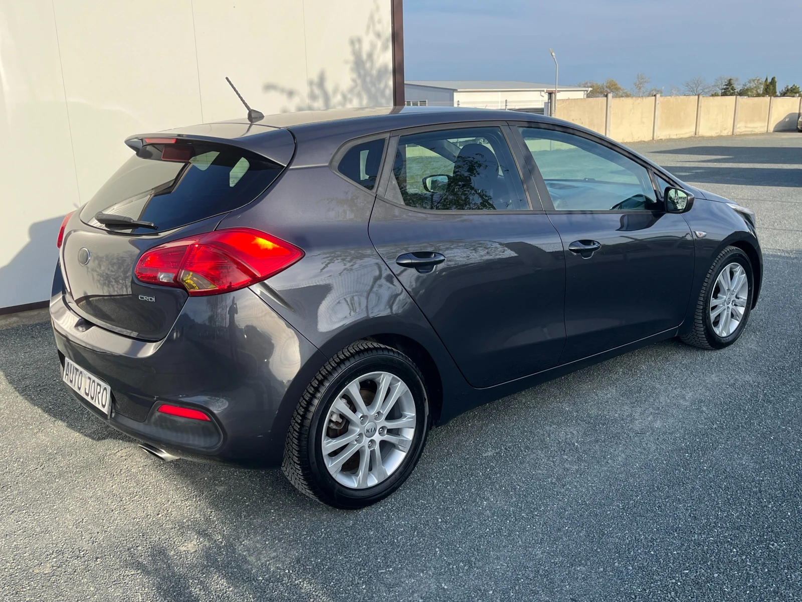 Kia Ceed 1.4CRDI-90к.с.-6ск., снимка 5 - Автомобили и джипове - 54255833