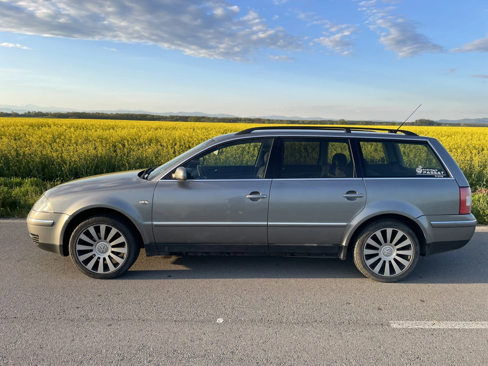 VW Passat 1.8Т, снимка 3 - Автомобили и джипове - 54322795