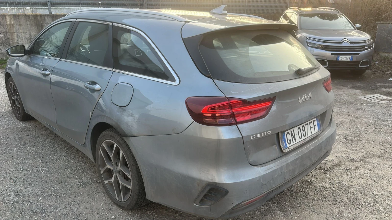 Kia Ceed (КАТО НОВА)^(ХИБРИД), снимка 6 - Автомобили и джипове - 54457415