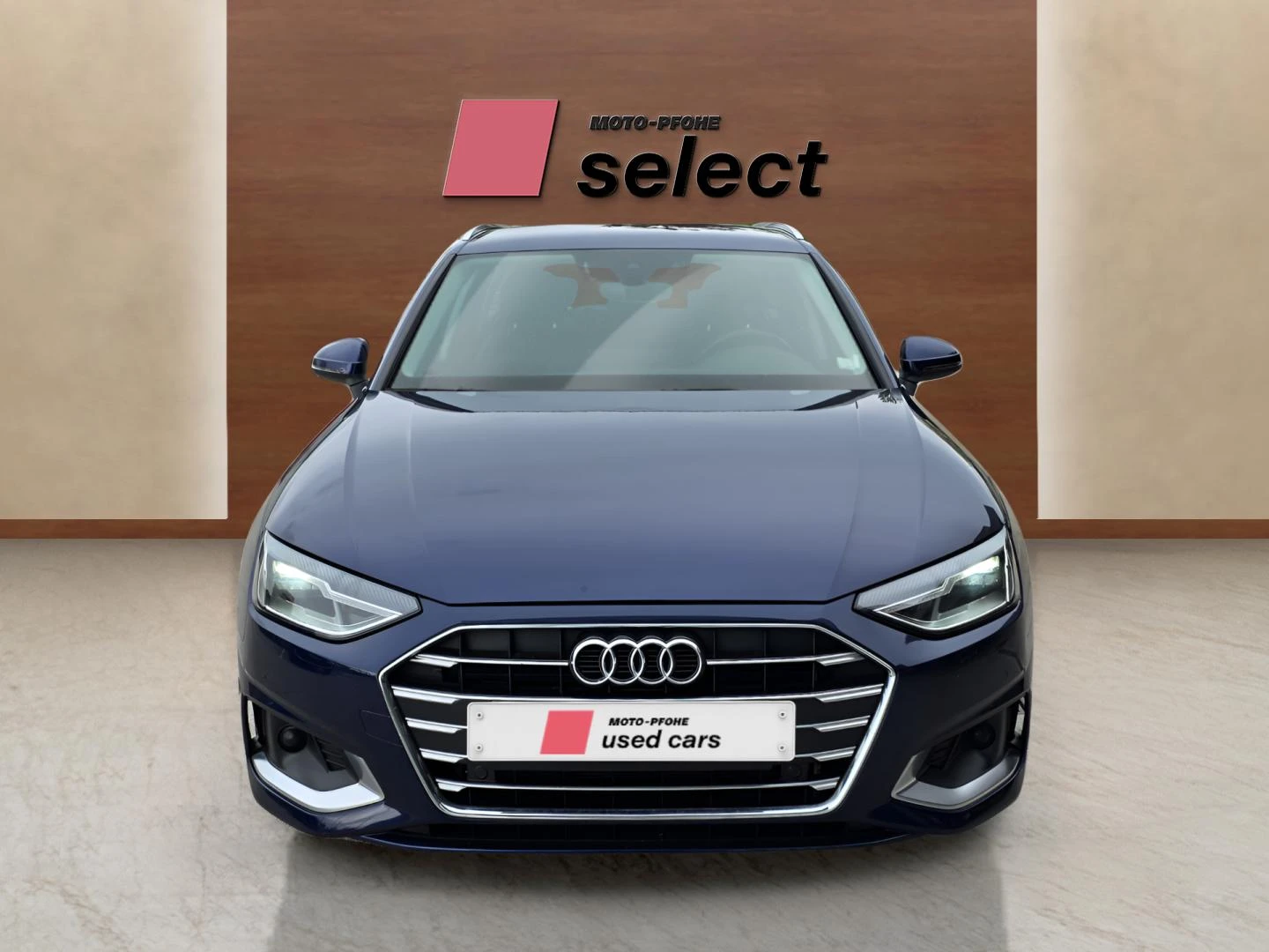 Audi A4 2.0 Diesel MildHybrid, снимка 9 - Автомобили и джипове - 54528814