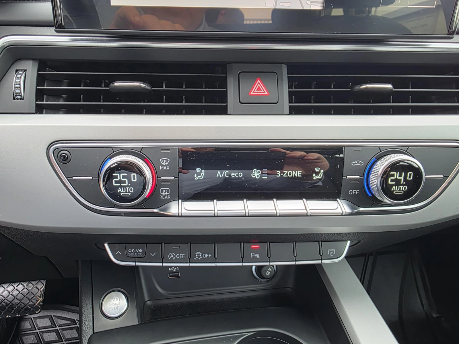 Audi A4 2.0 Diesel MildHybrid, снимка 15 - Автомобили и джипове - 54528814
