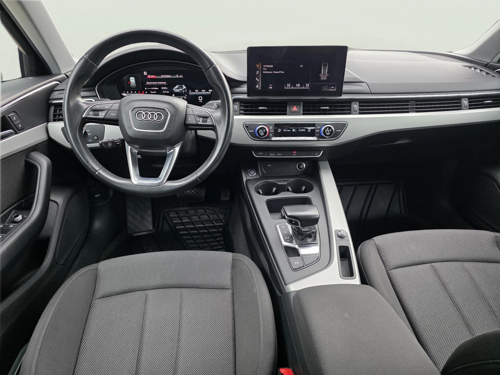 Audi A4 2.0 Diesel MildHybrid, снимка 12 - Автомобили и джипове - 54528814