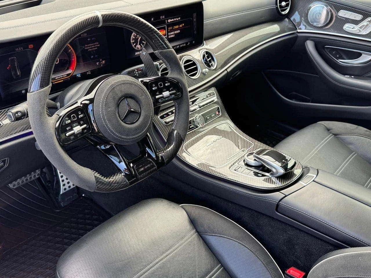 Mercedes-Benz E 63 AMG S    CARFAX, снимка 10 - Автомобили и джипове - 54609162