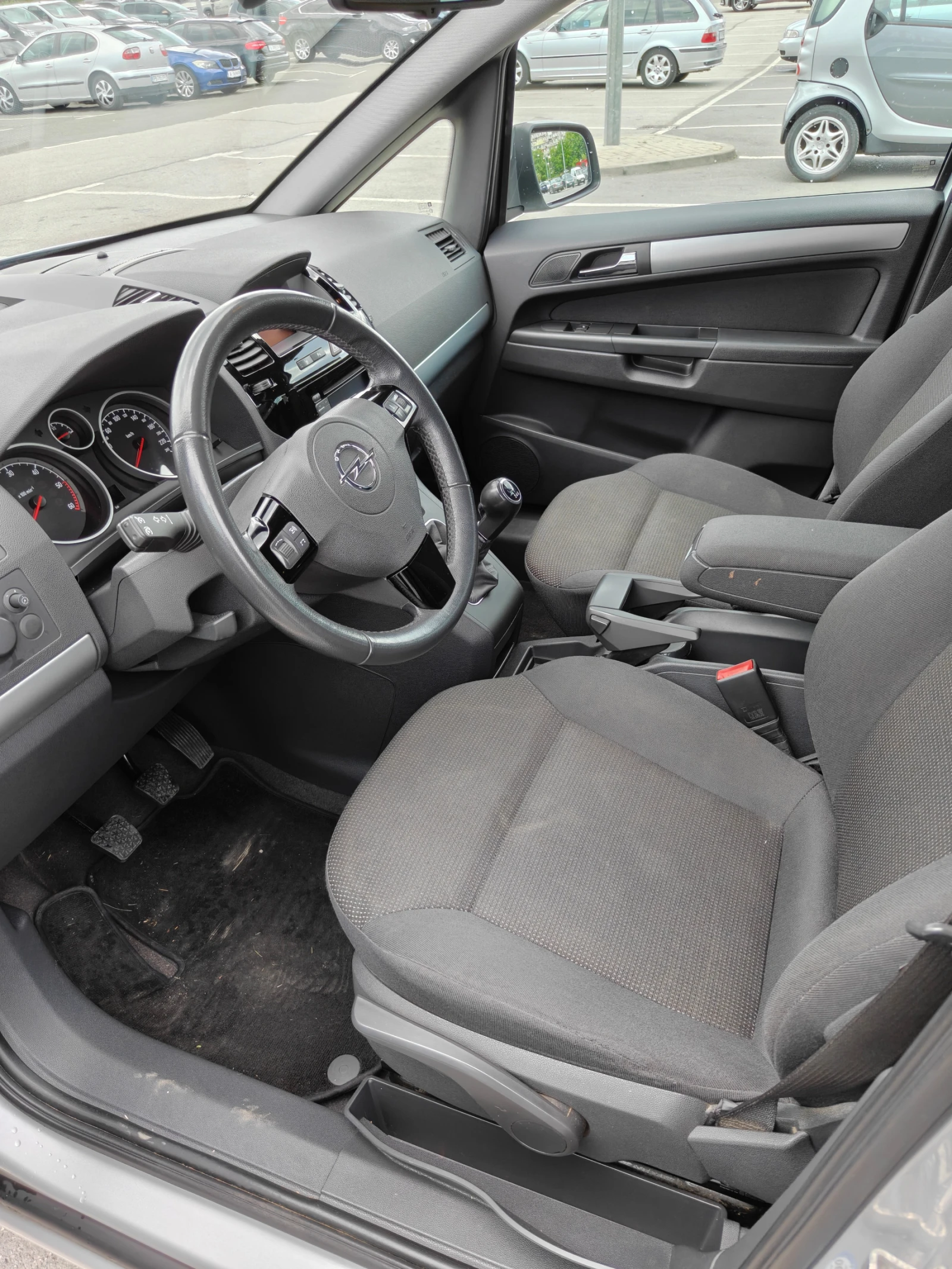 Opel Zafira 1.7 cdti, 125к.с., 7 места, снимка 15 - Автомобили и джипове - 54713263