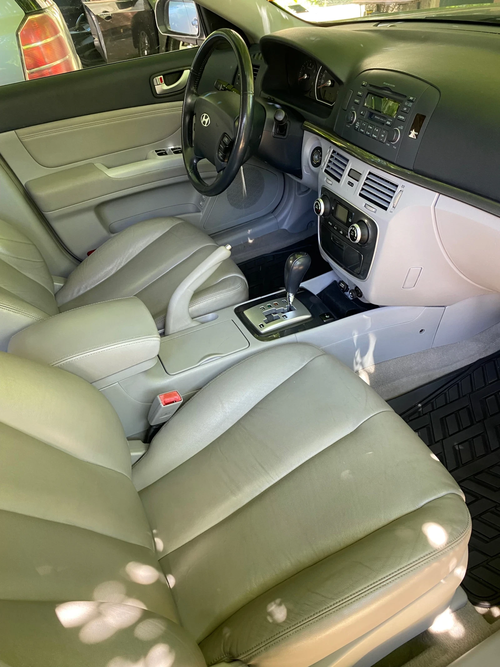 Hyundai Sonata 2.4, снимка 10 - Автомобили и джипове - 54720982