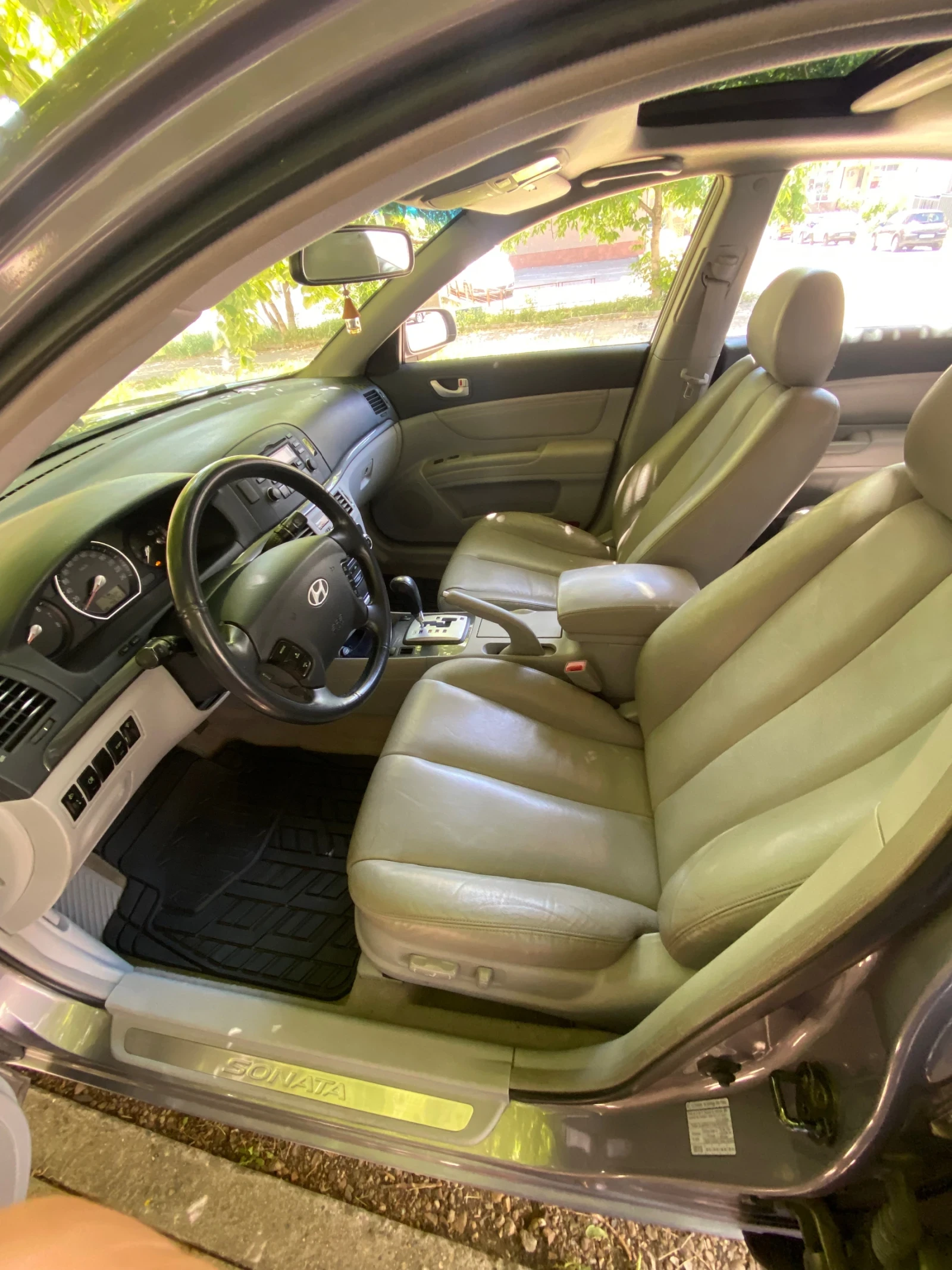 Hyundai Sonata 2.4, снимка 11 - Автомобили и джипове - 54720982
