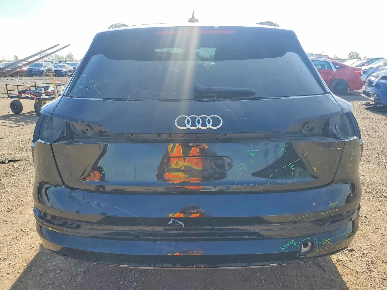 Audi E-Tron Premium, снимка 6 - Автомобили и джипове - 55004071
