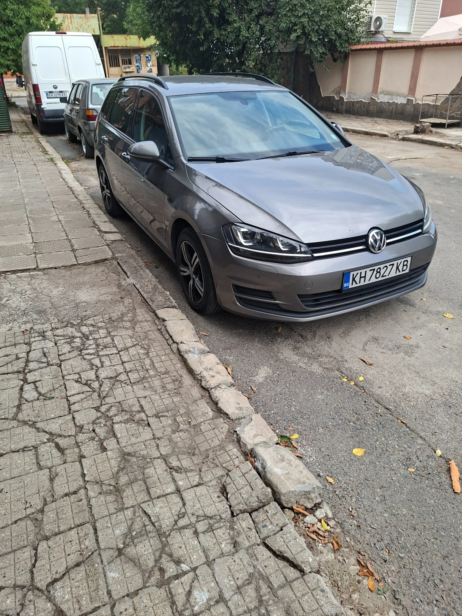 VW Golf, снимка 2 - Автомобили и джипове - 55317540