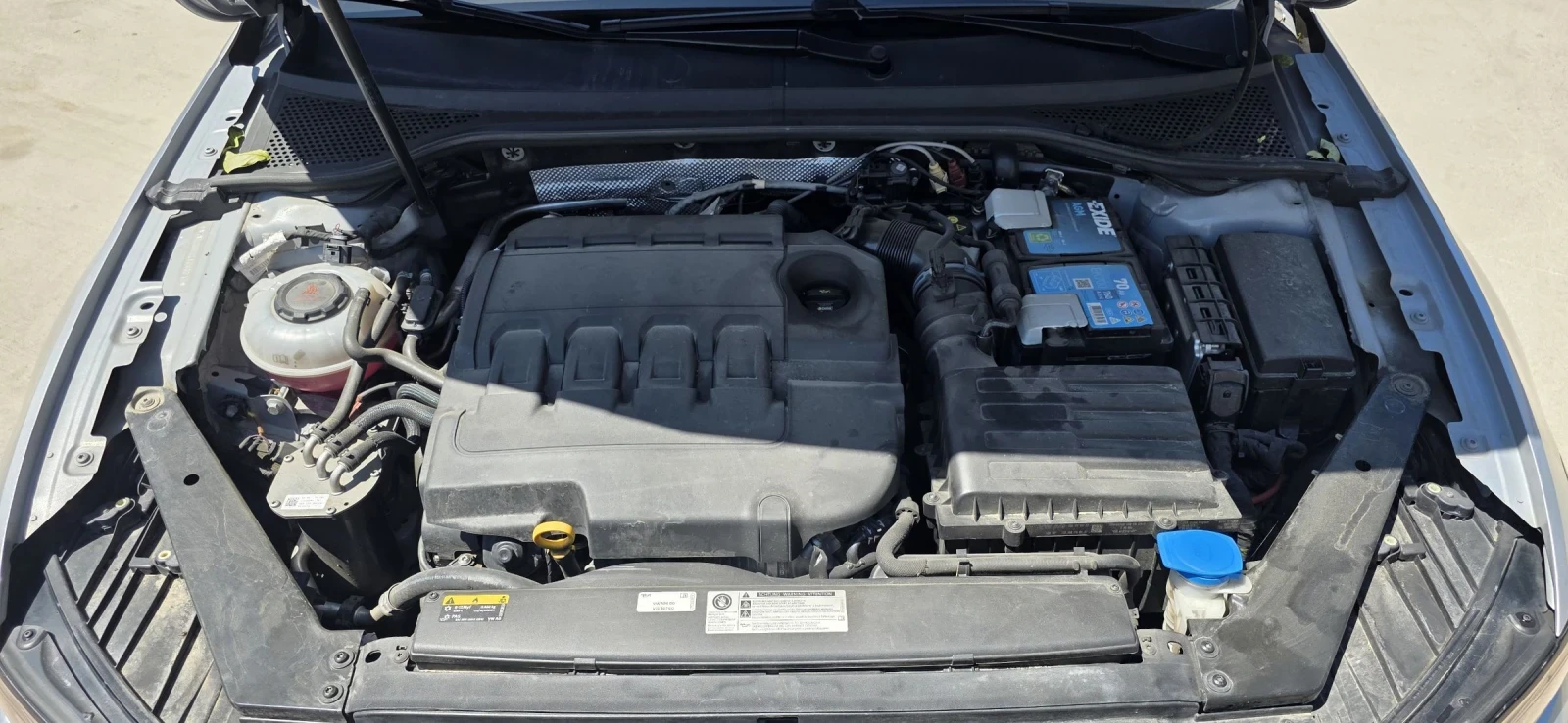 VW Passat 2.0TDI SCR 4motion R-line, снимка 14 - Автомобили и джипове - 55422717