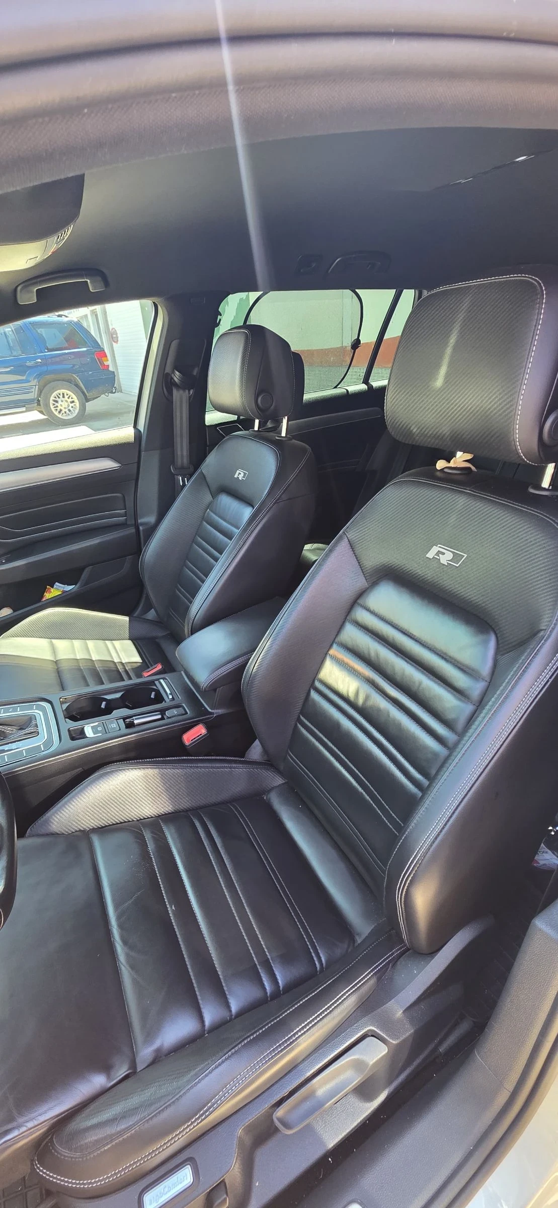 VW Passat 2.0TDI SCR 4motion R-line, снимка 12 - Автомобили и джипове - 55422717