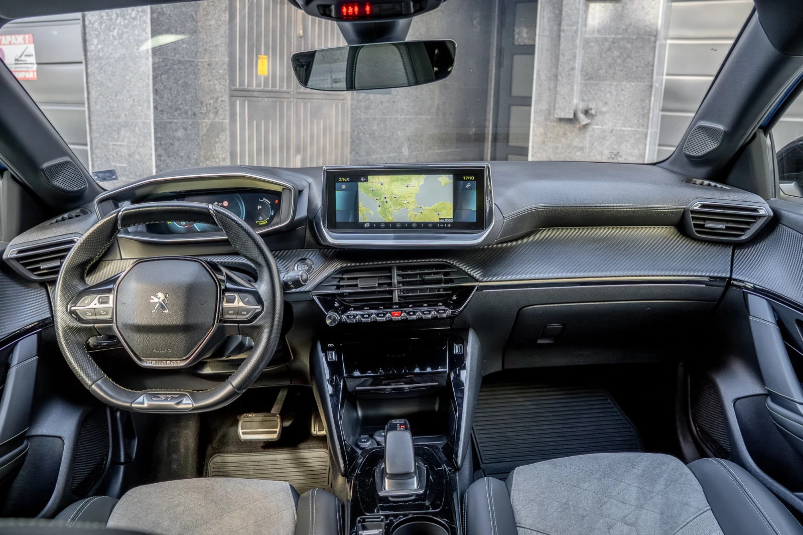 Peugeot 208 e208 GT  50KW, снимка 11 - Автомобили и джипове - 55606583