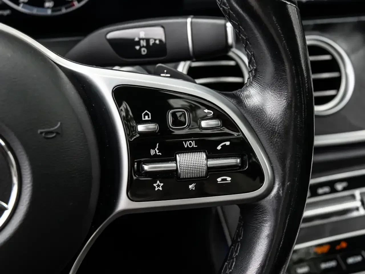 Mercedes-Benz E 450 4MATIC/AMG ПАКЕТ/V6/BiTurbo/5+ 2места, снимка 13 - Автомобили и джипове - 56329081
